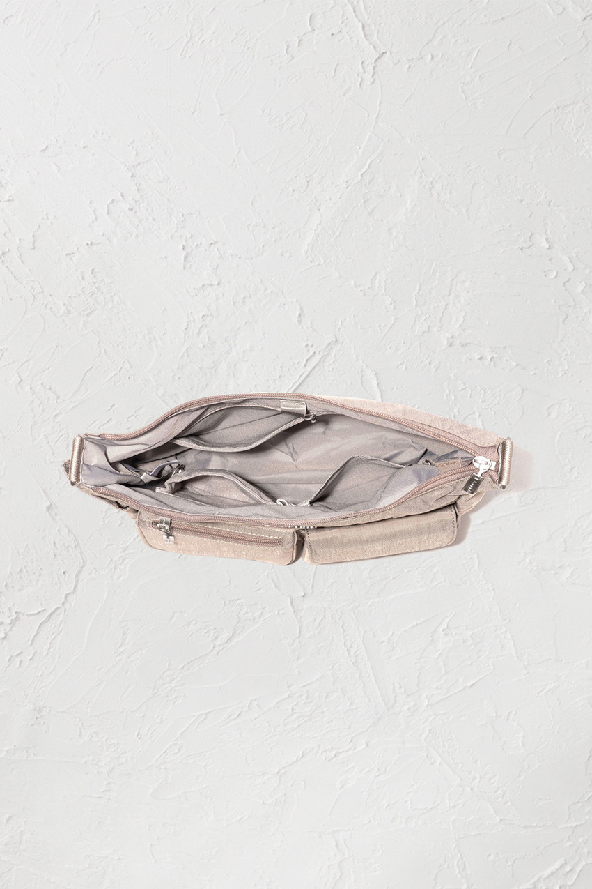 Modern Everywhere Bagg by Baggallini®