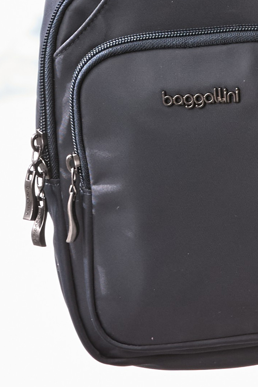 Central Park Sling by Baggallini®