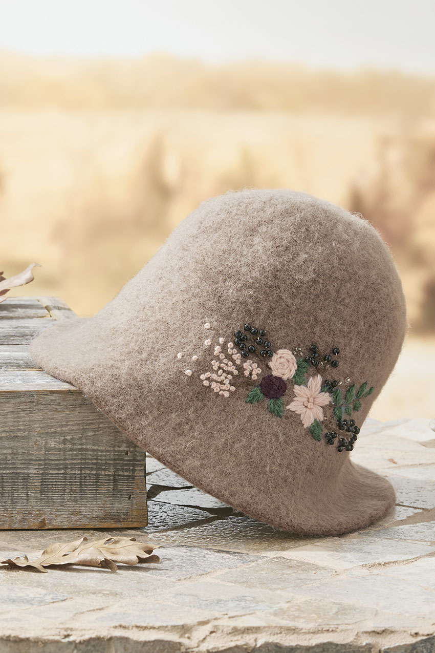 帽子 gurgurhand-knitted bucket hat embroidered-bucket-