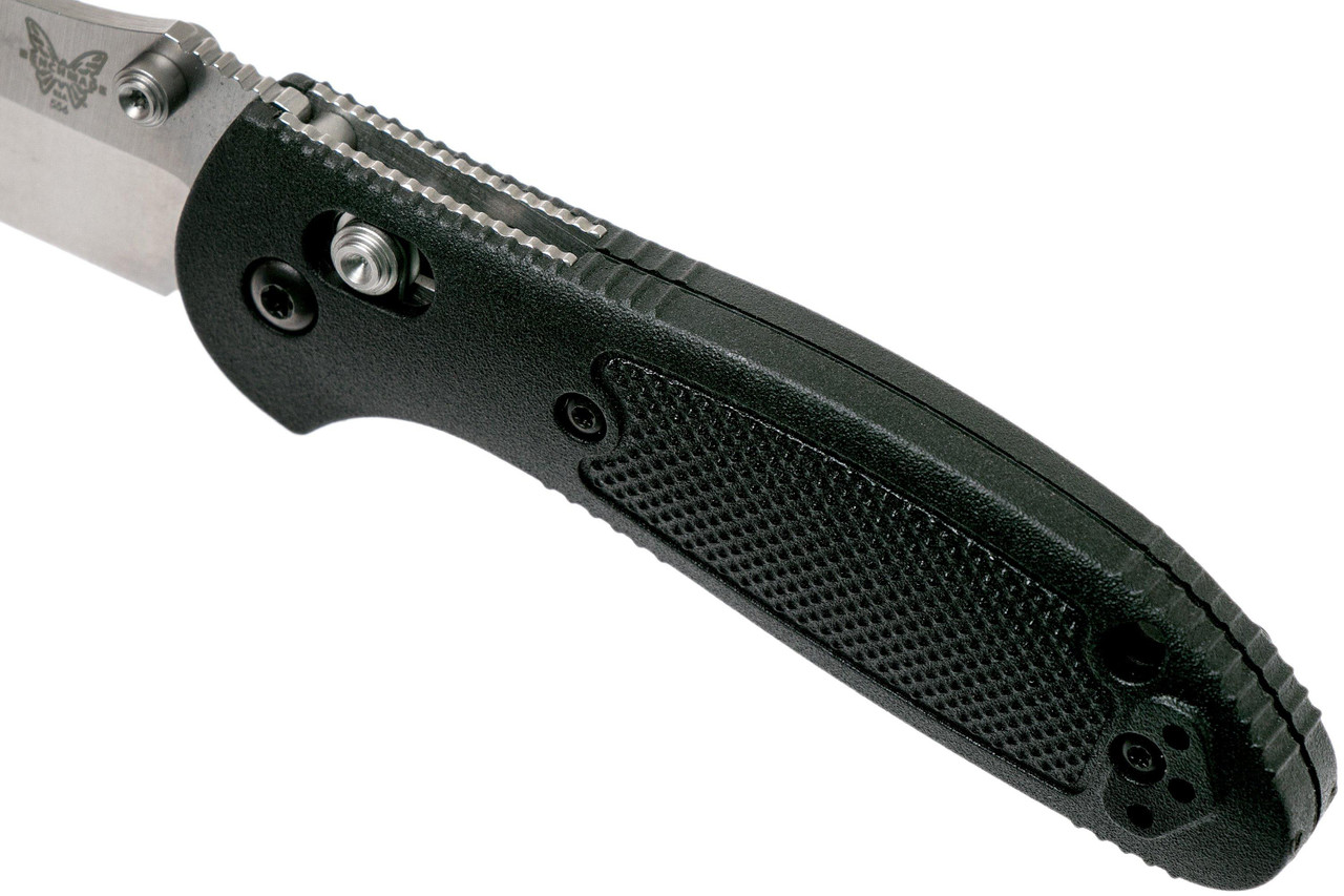 Benchmade Mini Griptilian AXIS Lock Folding Knife 2.91 S30V Satin Flat  Ground Sheepsfoot Plain Blade, Black Noryl GTX Handles - KnifeCenter -  555-S30V