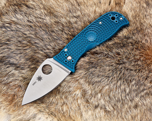 Spyderco Lil' Temperance 3 Lightweight Folding Knife - 2.92" K390 Satin Plain Blade, Blue FRN Handles, Compression Lock - C69PBL3K390 Spyderco Lil' Temperance 3 Lightweight Folding Knife - 2.92" K390 Satin Plain Blade, Blue FRN Handles, Compression Lock - C69PBL3K390