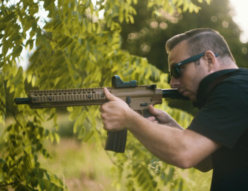 Crosman Bushmaster MPW Full Auto BB Gun - Flat Dark Earth