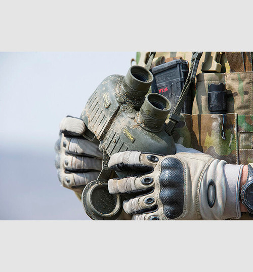 Steiner 2680 M830r Laser Rangefinder 8x30mm Mil Radian Ranging Reticle Floating Prism Black Rubber Armor Steiner 2680 M830r Laser Rangefinder 8x30mm Mil Radian Ranging Reticle Floating Prism Black Rubber Armor