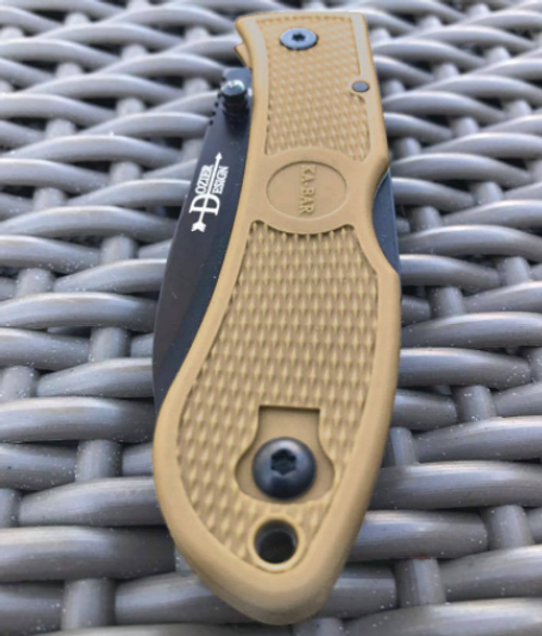 KA-BAR Dozier Hunter Coyote Brown - 3" Black Blade, Coyote Brown Zytel Handles KA-BAR Dozier Hunter Coyote Brown - 3" Black Blade, Coyote Brown Zytel Handles