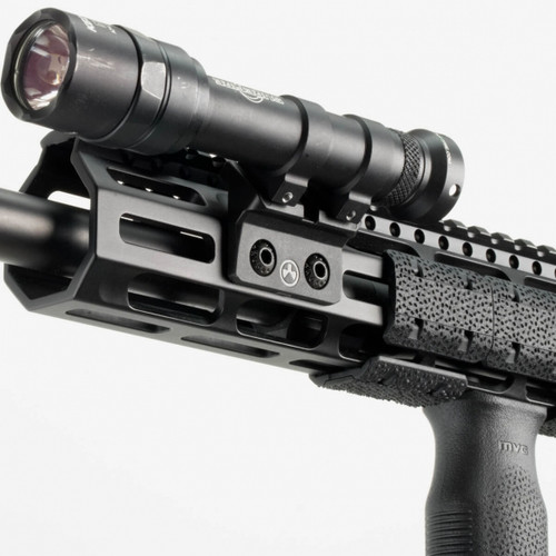 Magpul MAG605-BLK M-LOK® Offset Light Mount - Polymer Magpul MAG605-BLK M-LOK® Offset Light Mount - Polymer