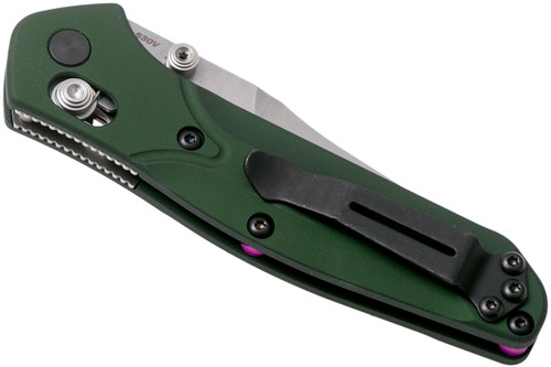 Benchmade 945 Mini Osborne Folding Knife - 2.92" S30V Satin Plain Blade, Green Aluminum Handles Benchmade 945 Mini Osborne Folding Knife - 2.92" S30V Satin Plain Blade, Green Aluminum Handles