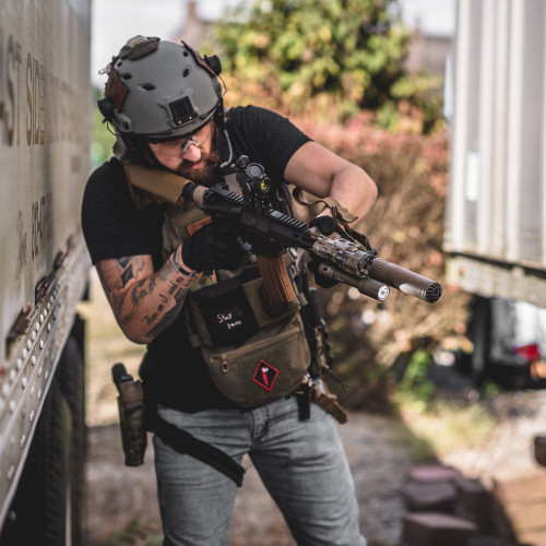 Cloud Defensive REIN 3.0 Weapon Light - 100,000 Candela, 1250 Lumens, Weaponlight, Flat Dark Earth Cloud Defensive REIN 3.0 Weapon Light - 100,000 Candela, 1250 Lumens, Weaponlight, Flat Dark Earth