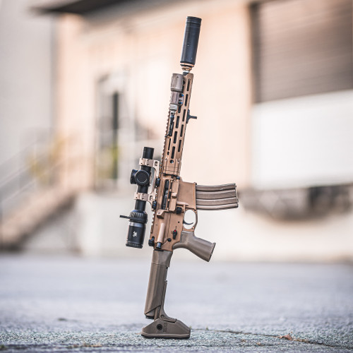 Reptilia RECC-E Rifle Stock - Fits AR Buffer Tube, Flat Dark Earth, Includes Receiver Extension Reptilia RECC-E Rifle Stock - Fits AR Buffer Tube, Flat Dark Earth, Includes Receiver Extension