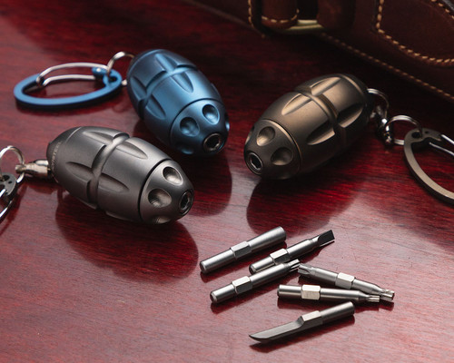 LionSteel Eggie Keychain Multi-Tool Blue Titanium - EG-BL LionSteel Eggie Keychain Multi-Tool Blue Titanium - EG-BL