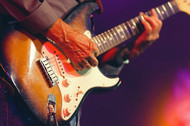 What Strings Does Buddy Guy Use for His Guitar?