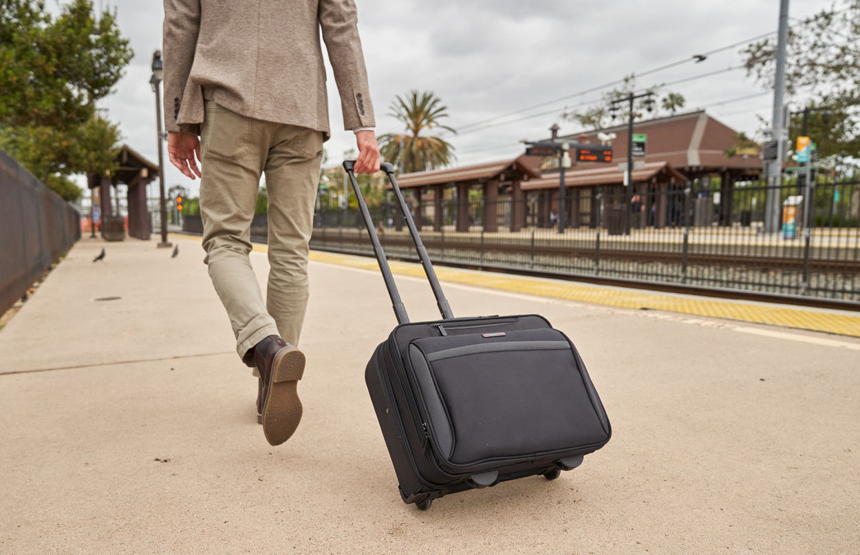 The Ultimate Long Flight Essentials Checklist for Stress-Free Travel