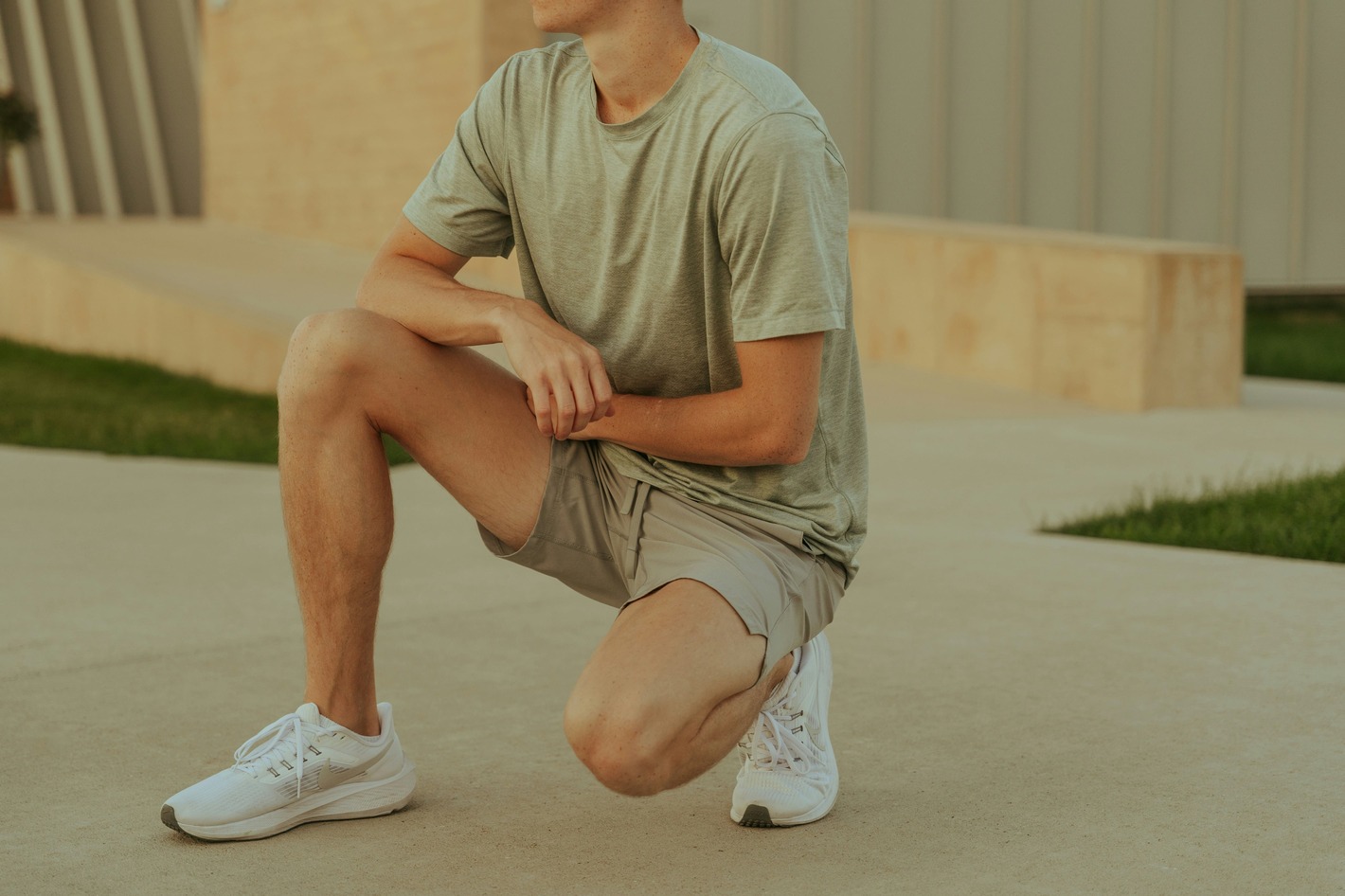 What Are The Top 7 Men's Shoes To Wear With Shorts?