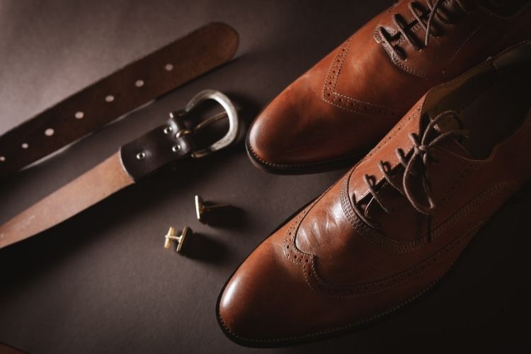Should Your Belt Match Your Shoes? Belts and Shoes Matching Tips - Alpine  Swiss