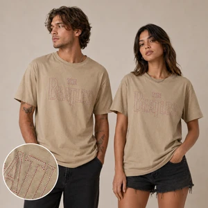 The Beatles Unisex T-Shirt: Drop T Embroidered (Sand) (Embellished)