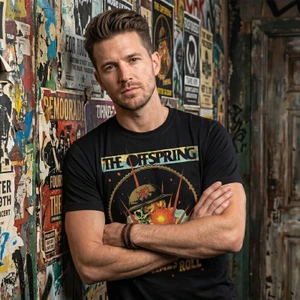 The Offspring Unisex Carbon T-Shirt: Army Of One (Black)