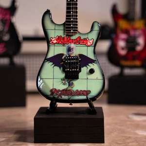 Motley Crue Mini Guitar: Dr. Feelgood