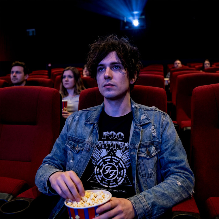 Foo Fighters Unisex Carbon T-Shirt: Everything or Nothing At All Logo (Black)