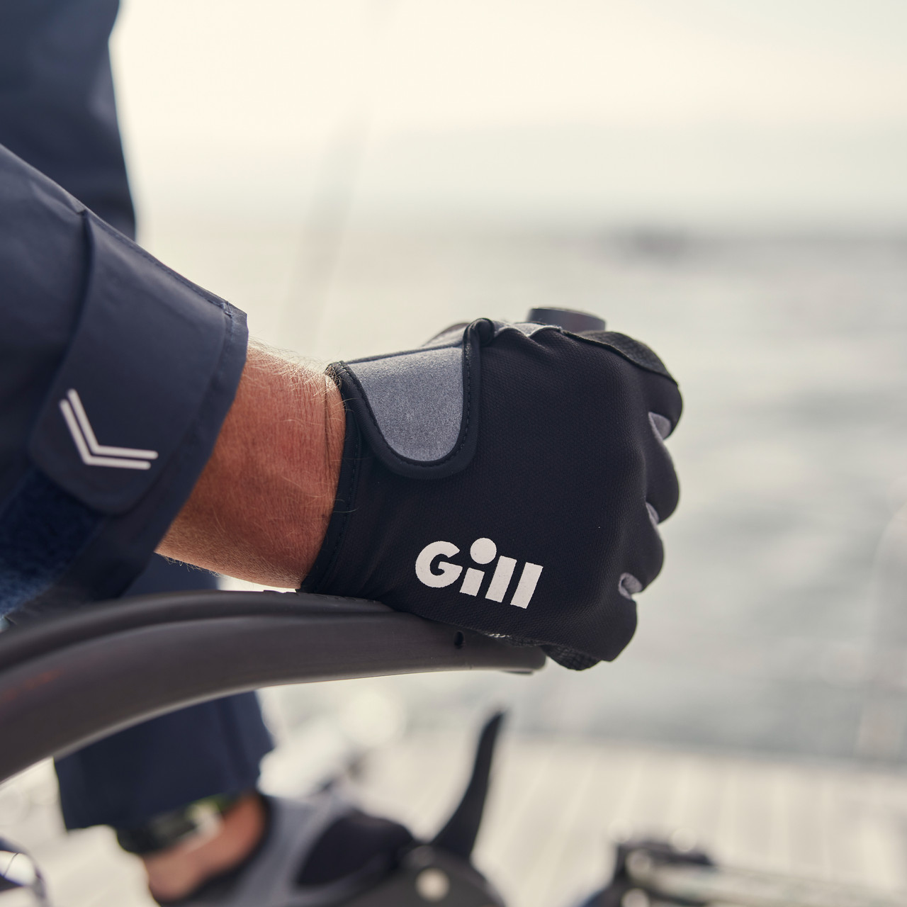 Deckhand Gloves - Long Finger - 7053-BLK01-lifestyle_3.jpg