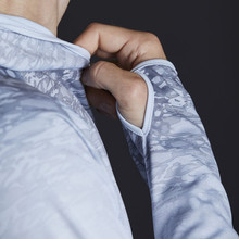 UV Tec Hoody - UV016-ICE01-MODEL-4.jpg