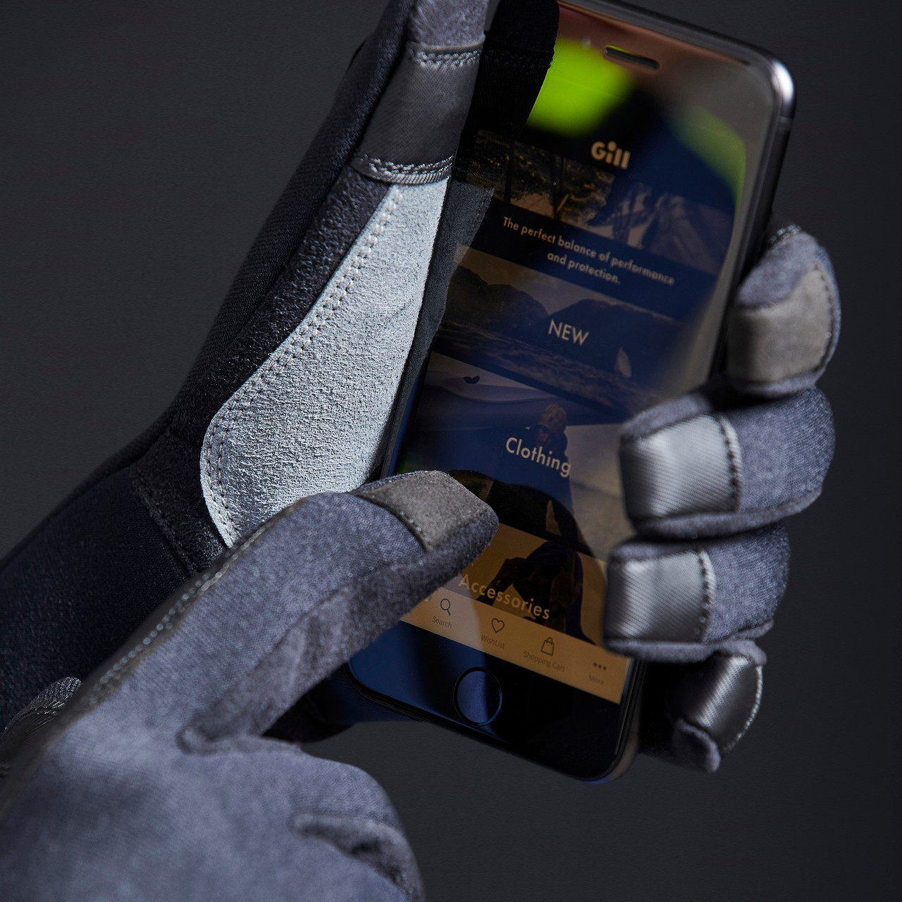 Junior 3 Seasons Gloves - 7776J-BLK01-MODEL_4.jpg