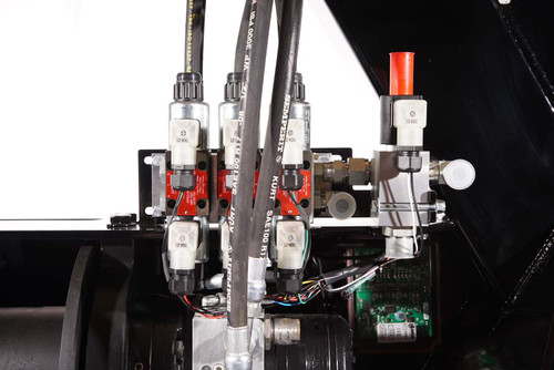 SP20,000 Sidepuller w/Integrated Controls | In The Ditch