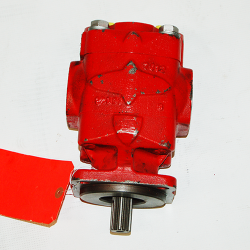 The Muncie K Series Pump operates at speeds up to 3600 rpm with a high maximum pressure threshold of 3000 psi. The cast iron and heavy duty roller bearings deliver reinforced durability, and the four-port design offers installation flexibility.

- Measures 1 in. 
- Weight: 35 lbs.
| OEM Part Number: PK1-17-17KSBB