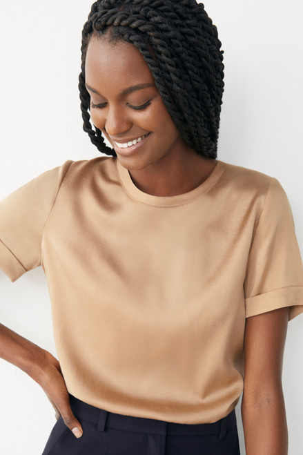 Roche Tee Latte Stretch Silk Satin