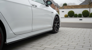 How to Vinyl Wrap Your Car’s Side Skirts