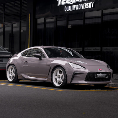 Wild Dove Vinyl Wrap On Car