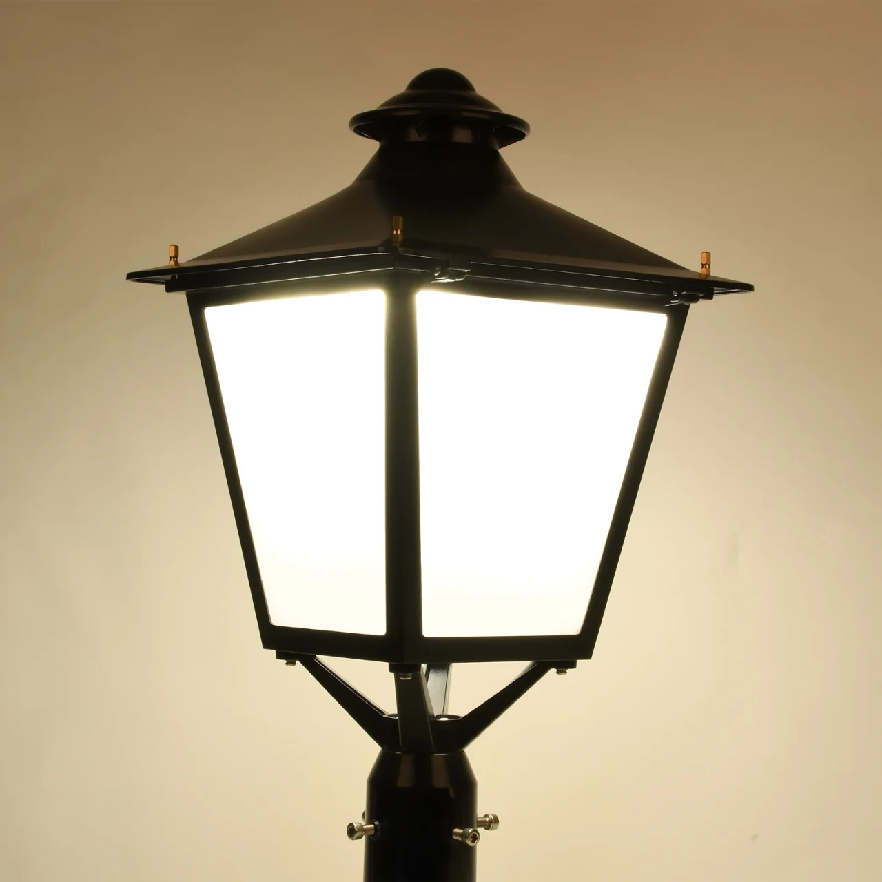 Decorative Post Light - 30W/50W/60W Selectable-3K/4K/5K 7,800 Lumen