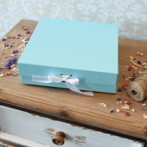 Medium Baby Blue Keepsake Box (22 x 22 x 6.5cm)