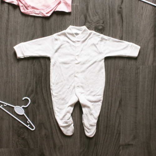 Personalisable White Unbranded Sleepsuit with Chest Poppers (NB)