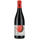 Domaine de Mont Joly "La Croix Polage" is a terroir wine made using 100% Gamay grapes. It is ruby red, bursting with bright red fruits and touches of minerality.