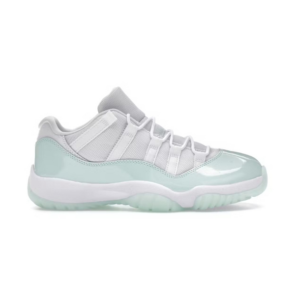Air Jordan 11 Retro Low Igloo