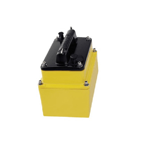 9-Pin In-Hull 50/200Khz Transducer (Transducer - In-Hull) - SKU181447