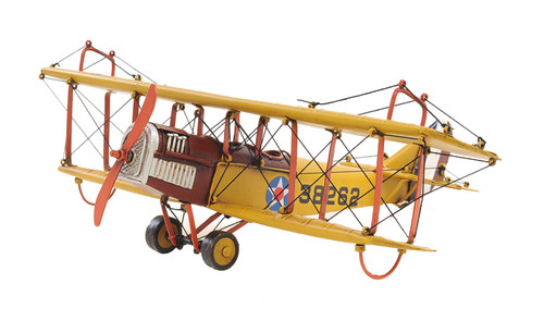 1918 Yellow Curtiss Jn-4 1:24 AJ015 (Model Kit) By OMH