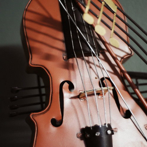 Orange Vintage Violin AJ027 (Model Kit) By OMH