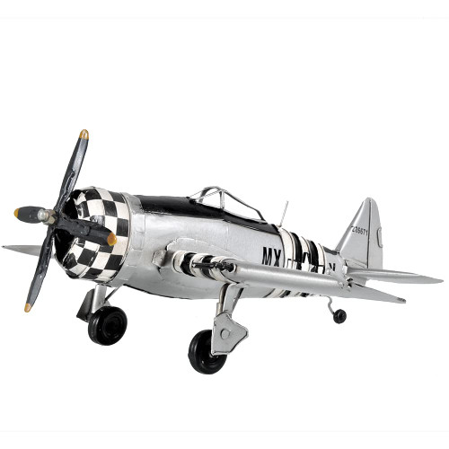 1943 Republic P-47 Bomber-Fighter AJ090 (Model Kit) By OMH