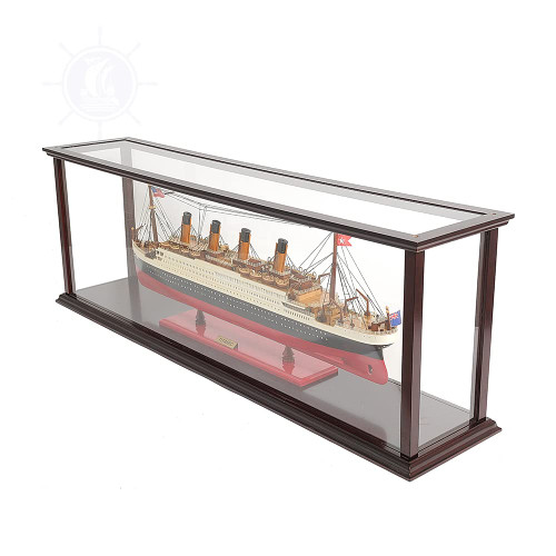 Rms Titanic Midsize With Display Case C013A (Model Kit) By OMH