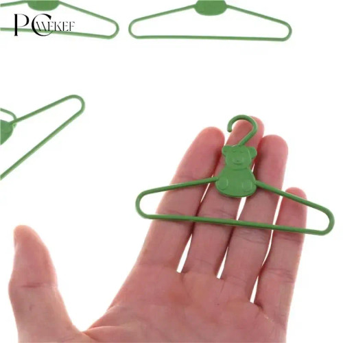 Violet - 10/20 Pcs / Lot Lovely Green Hangers Mini Cute Wardrobe Dress Coat Clothes Plastic Accessories For Babi Doll Dollhouse Gift Toy By WTB