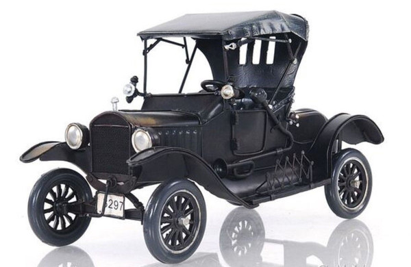 Black Ford Model T AJ037 (Model Kit) By OMH