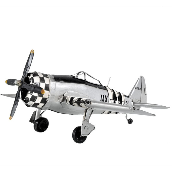 1943 Republic P-47 Bomber-Fighter AJ090 (Model Kit) By OMH