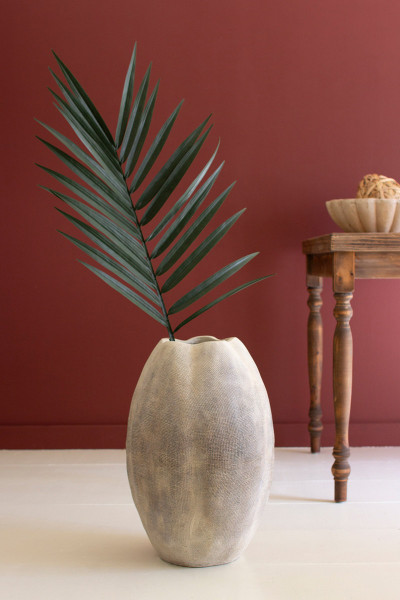 Tall Stone Composite Scalloped Vase Chr1059 By Kalalou