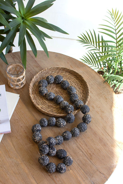 Black Clay Tabletop Beads H4272 By Kalalou