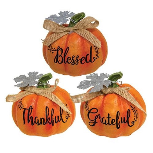 Cwi Gifts G2484620 Resin Harvest Word Pumpkin 3 Asstd Pack Of 3