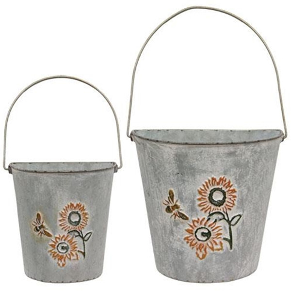 Cwi Gifts G70109 2 Set Washed Metal Sunflower Bee Wall Buckets