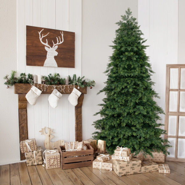 Artificial Christmas Tree Green Hinged Holiday Tree With 721 1019 Lush Branch Tips 6 Ft Cm24780 S By Cw