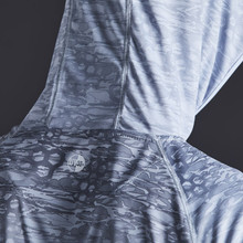 UV Tec Hoody - UV016-ICE01-MODEL-3.jpg