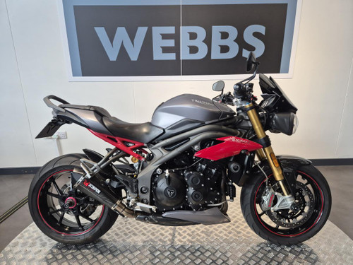 TRIUMPH SPEED TRIPLE R 1050 for sale at Webbs
