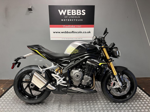 TRIUMPH SPEED TRIPLE 1200 RS for sale at Webbs